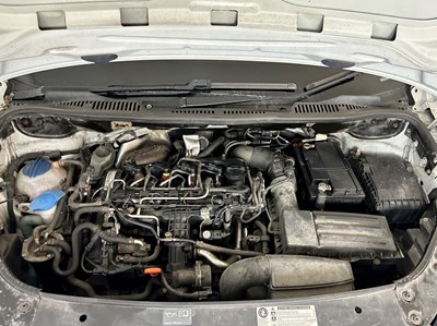 Lot 120 - 2011 Volkswagen Caddy Coffee Van