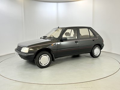Lot 64 - 1990 Peugeot 205 GRD