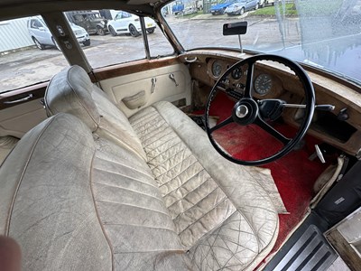 Lot 117 - 1956 Bentley S1