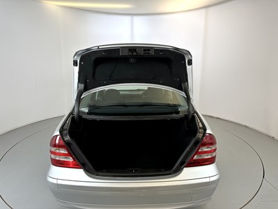 Lot 100 - 2005 Mercedes-Benz C220