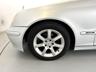 Lot 100 - 2005 Mercedes-Benz C220