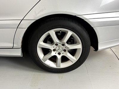 Lot 100 - 2005 Mercedes-Benz C220