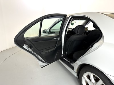 Lot 100 - 2005 Mercedes-Benz C220