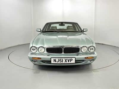 Lot 149 - 2001 Jaguar XJ V8