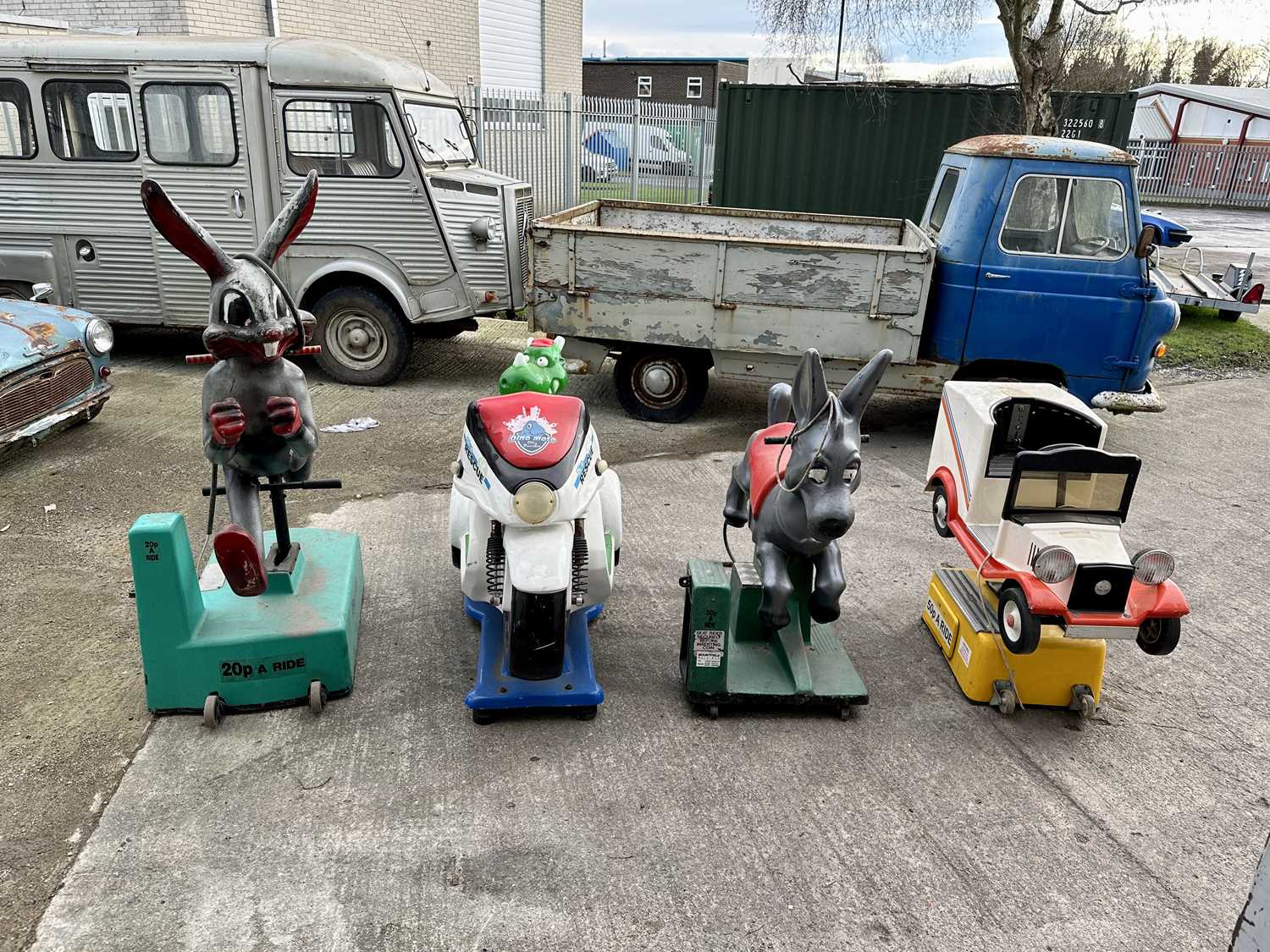 Lot 157 - Fairground Ride Job Lot - NO RESERVE