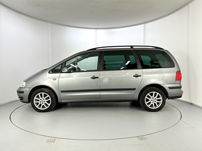 Lot 63 - 2005 Volkswagen Sharan