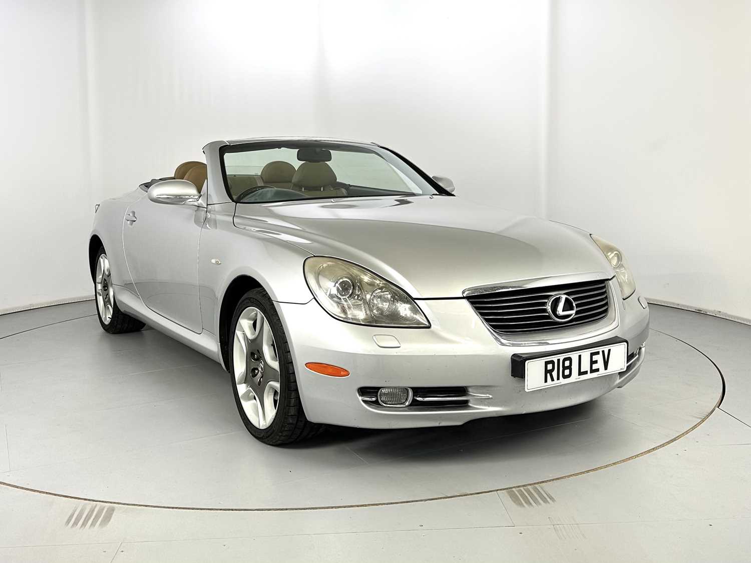 Lot 1 - 2005 Lexus SC430 - NO RESERVE